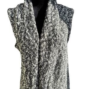 Chicos 1 ( S 8-10) women’s open long sweater cardigan